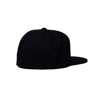 TRADEMARK ELASTIC FLAT - BLACK ENZYMATIC / RED