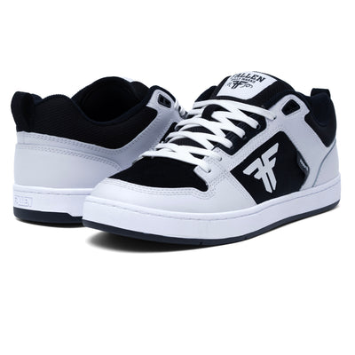 REVOLVER - WHITE / BLACK